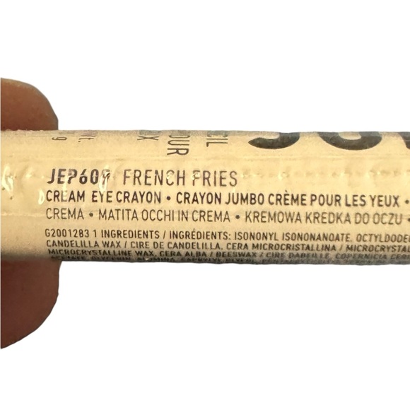 NYX Professional Makeup set. Includes lip gloss, eye pencil and nylon pouch. NWT - Picture 4 of 9